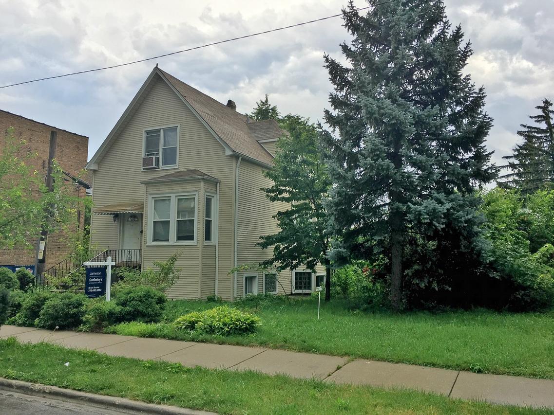 4169 W Cornelia Ave., Chicago, IL 60641