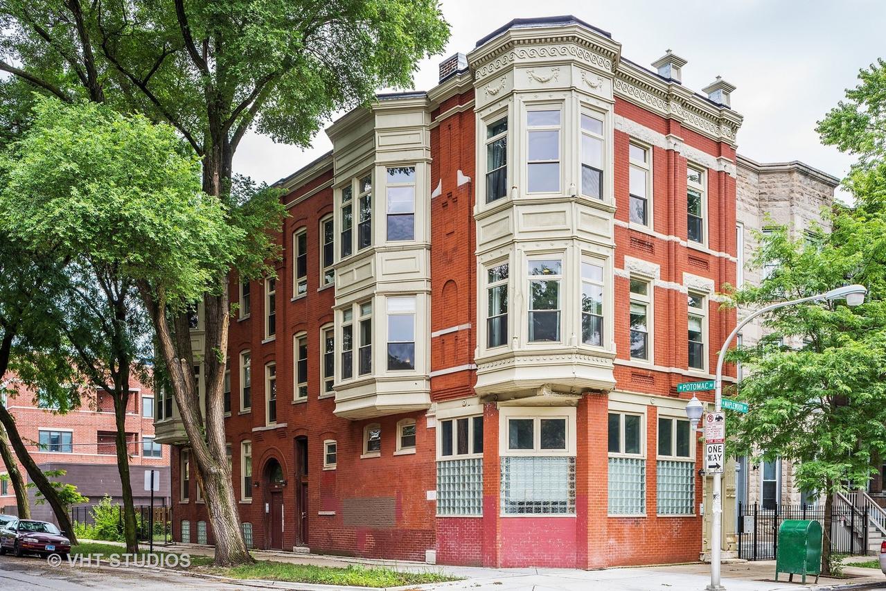 1257 N Maplewood Ave. #2W, Chicago, IL 60622