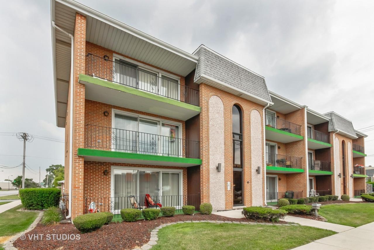 4001 W 105th St. #1E, Oak Lawn, IL 60453