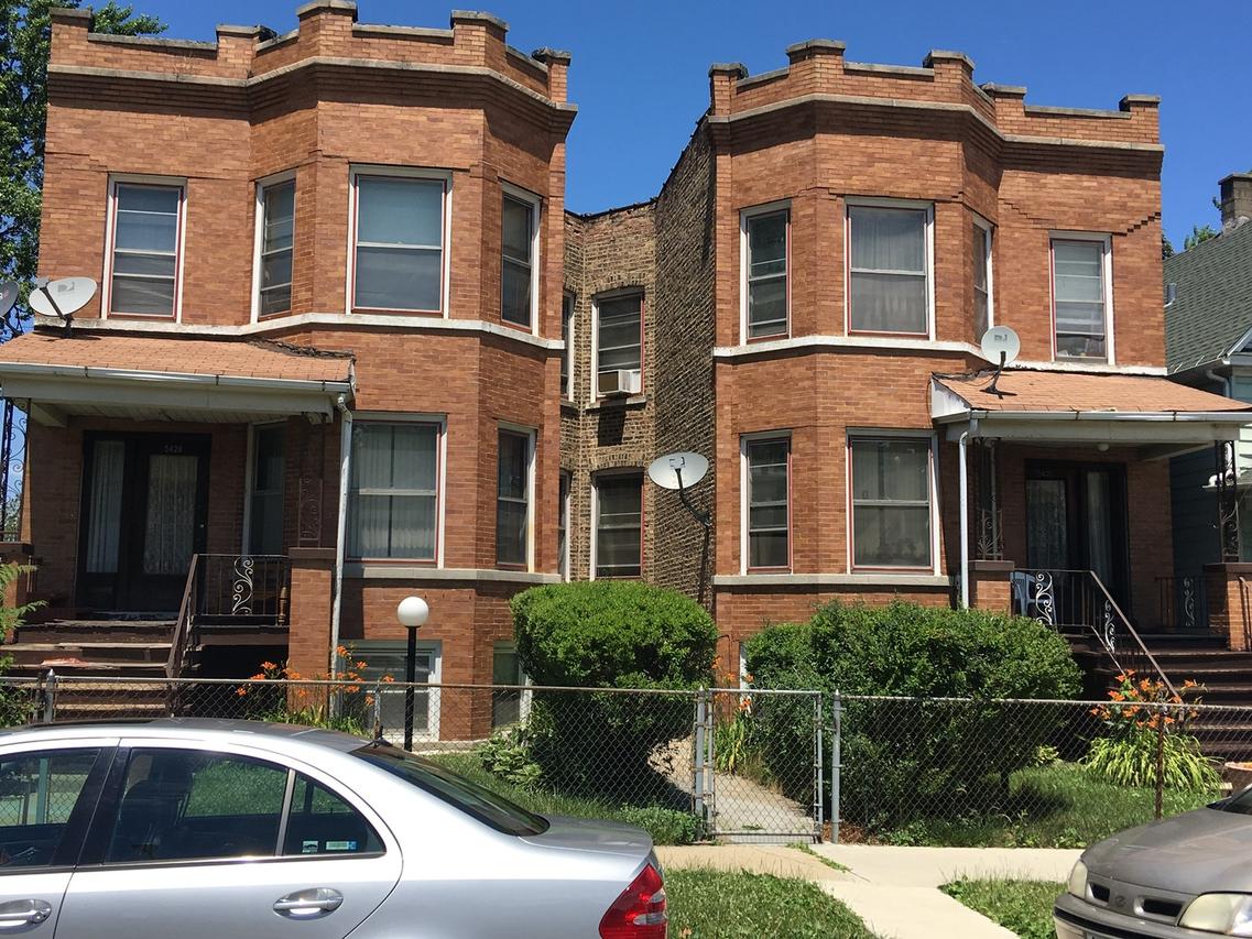 5426 W Augusta Blvd., Chicago, IL 60651