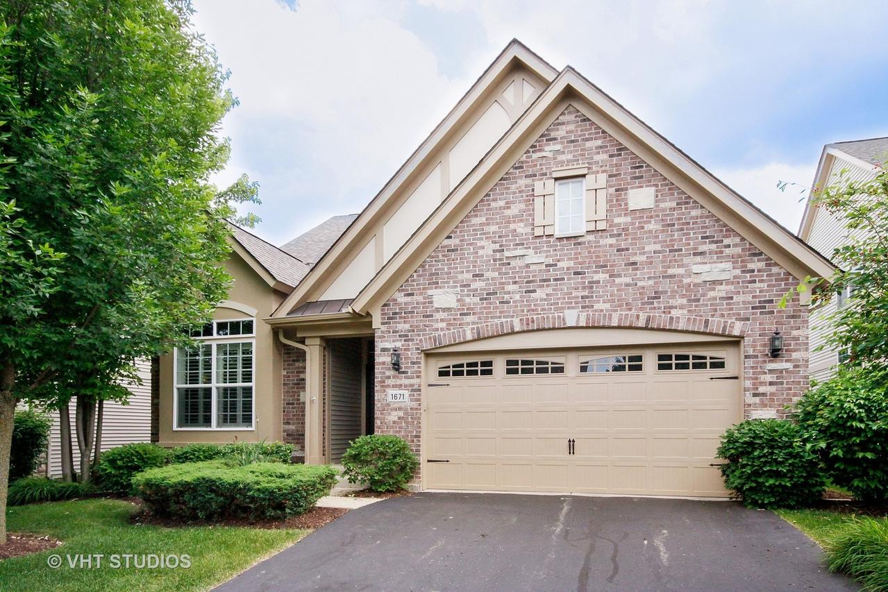 1671 Briarheath Dr., Aurora, IL 60505