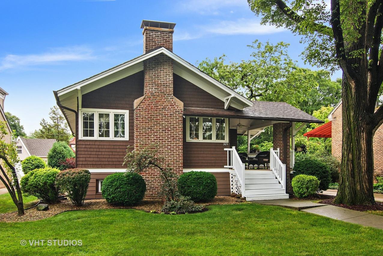 305 Northwood Rd., Riverside, IL 60546