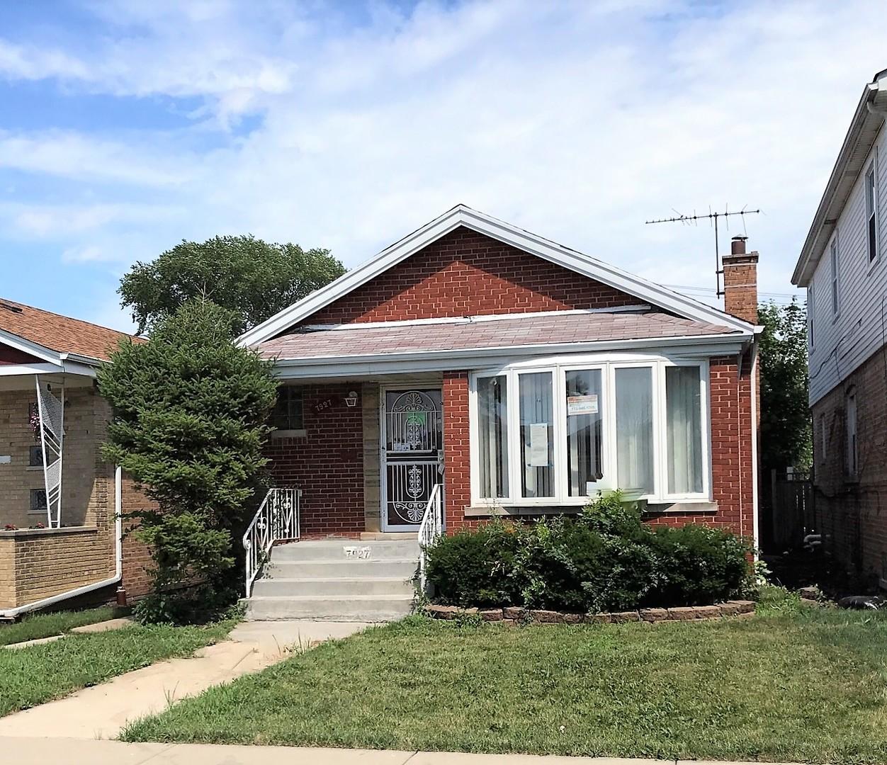 7927 S Whipple St., Chicago, IL 60652