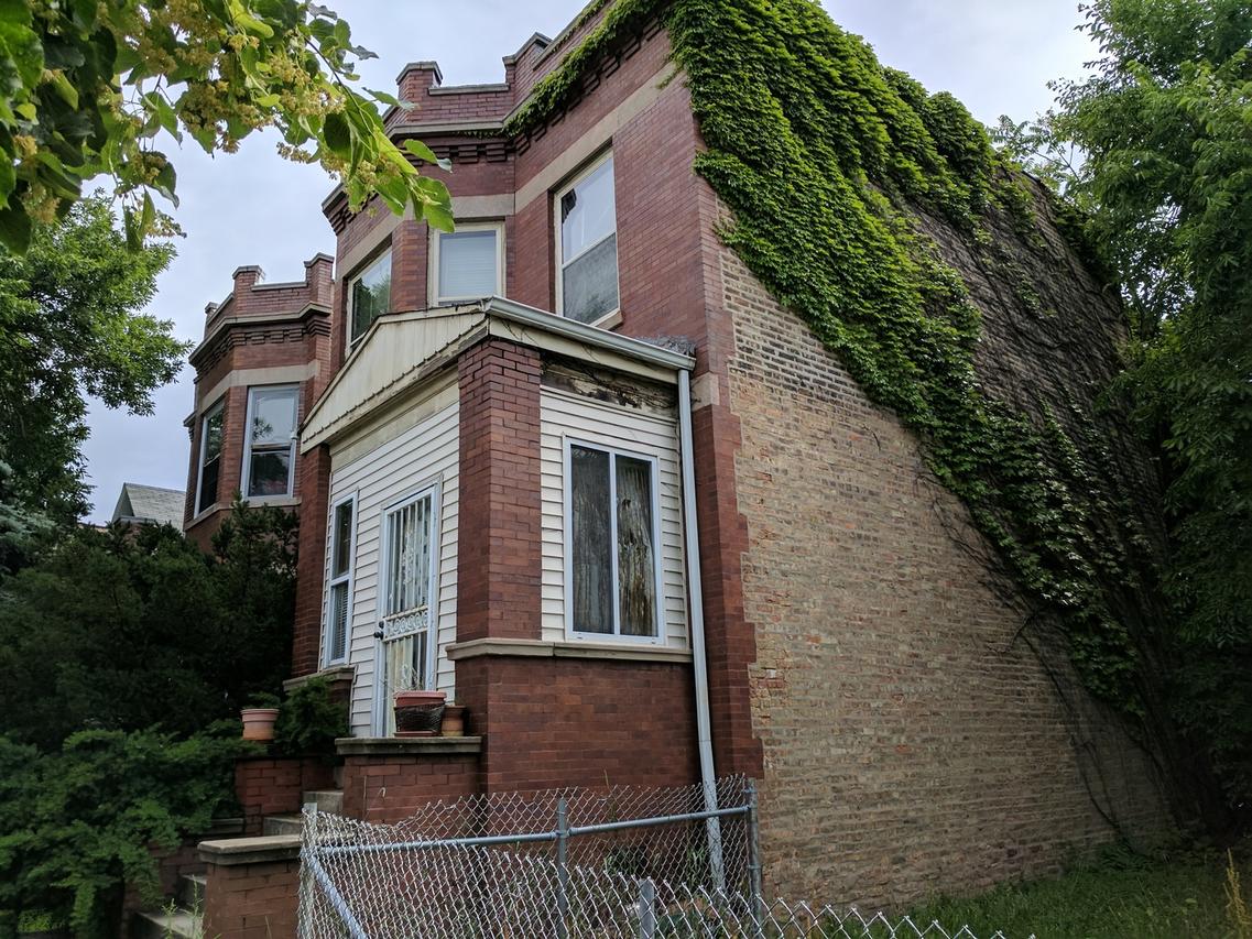5349 N Ashland Ave., Chicago, IL 60640