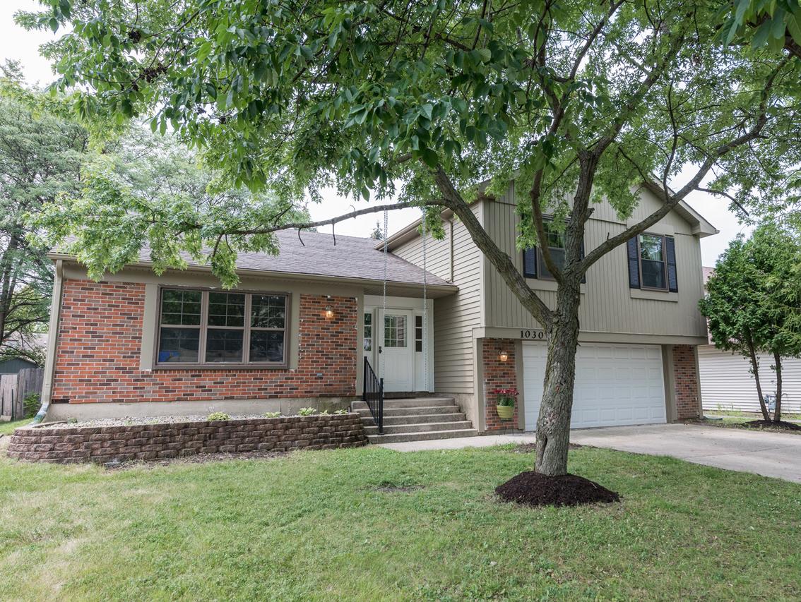 1030 Churchill Dr., Bolingbrook, IL 60440