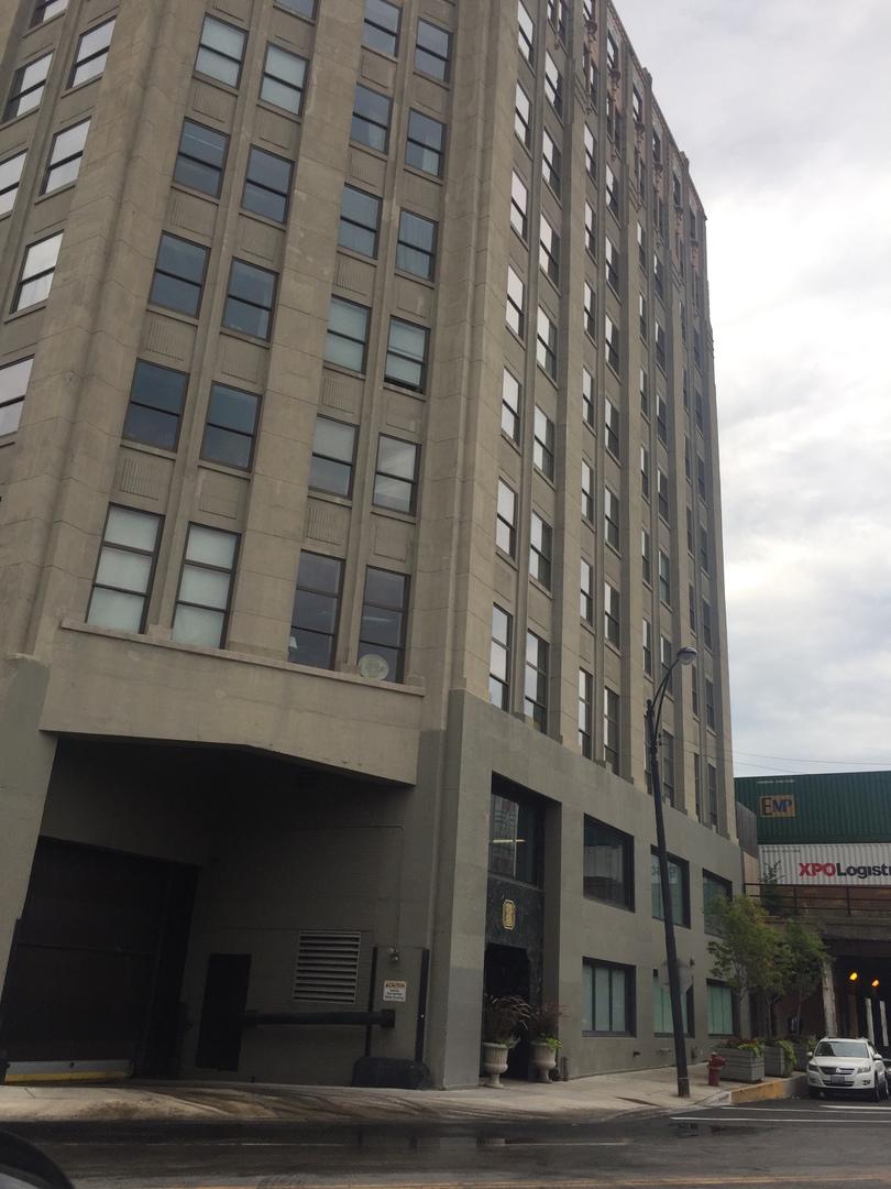 1550 S Blue Island Ave. #823, Chicago, IL 60608
