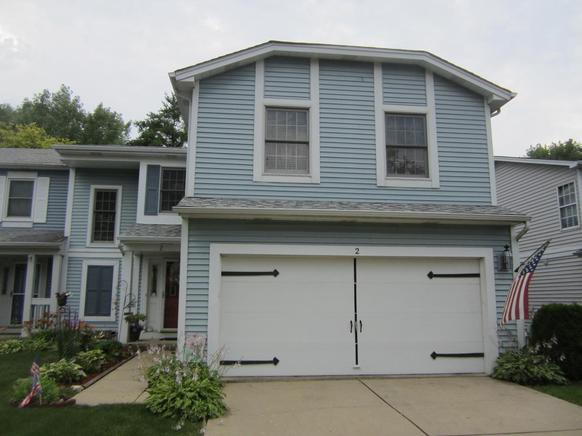 2 Abbington Ct., Streamwood, IL 60107