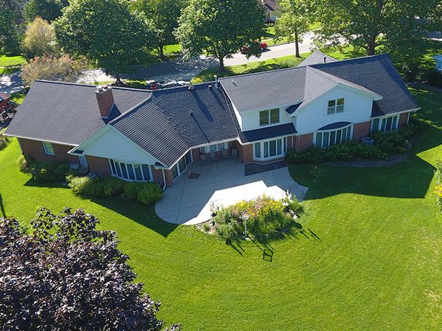 390 Parkside Dr., Sycamore, IL 60178