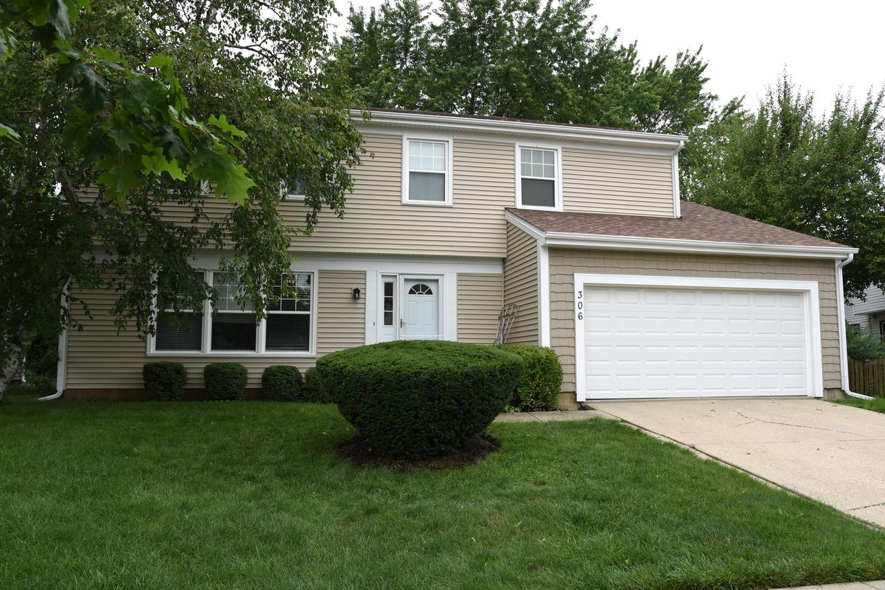 306 Alexandria Dr., Vernon Hills, IL 60061