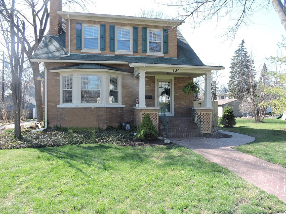 420 June Ter., Barrington, IL 60010