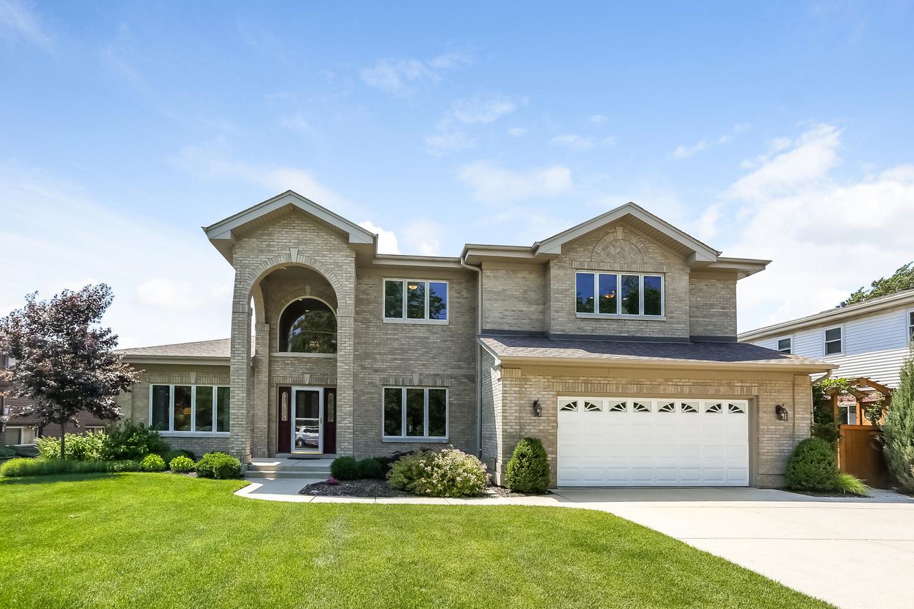 310 S Helena Ave., Arlington Heights, IL 60005