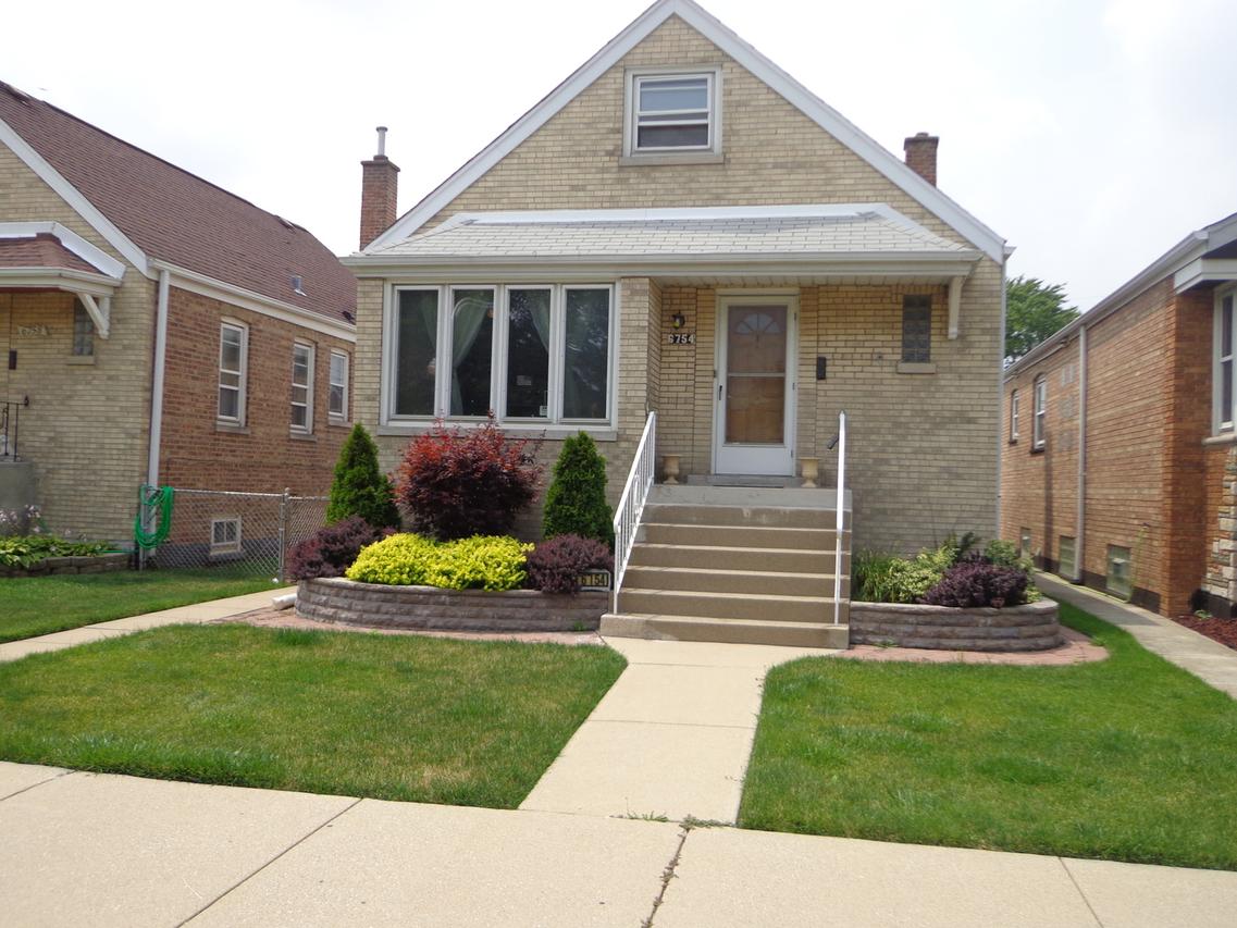 6754 S Kolin Ave., Chicago, IL 60629