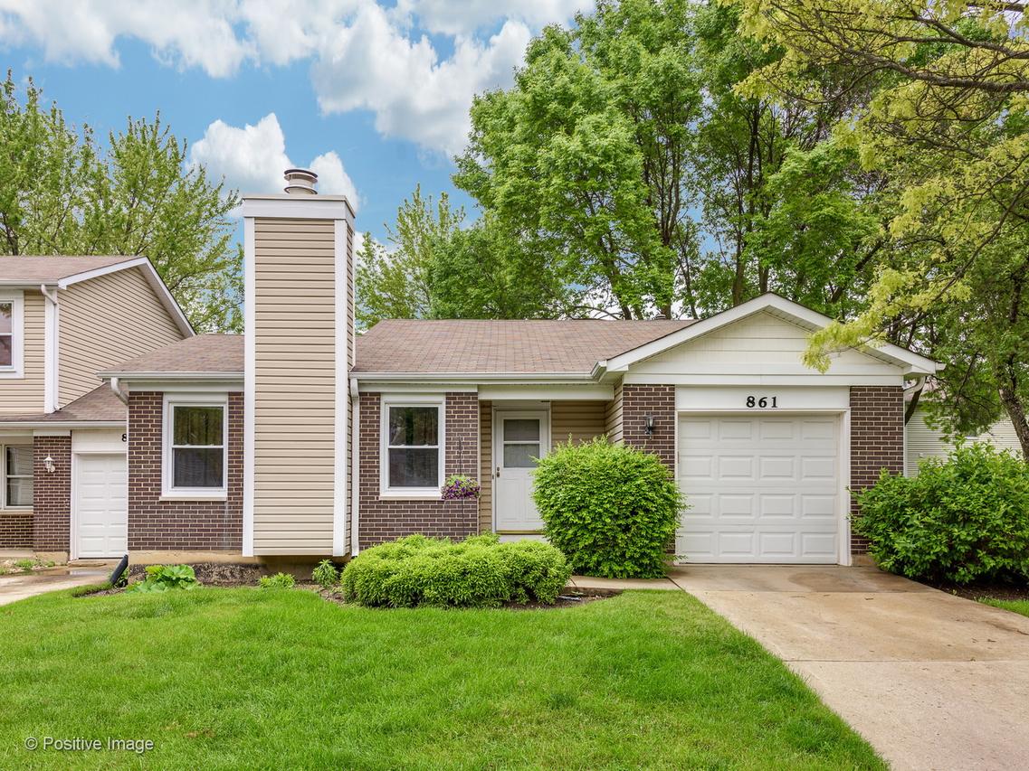 861 Colony Lake Dr., Schaumburg, IL 60194