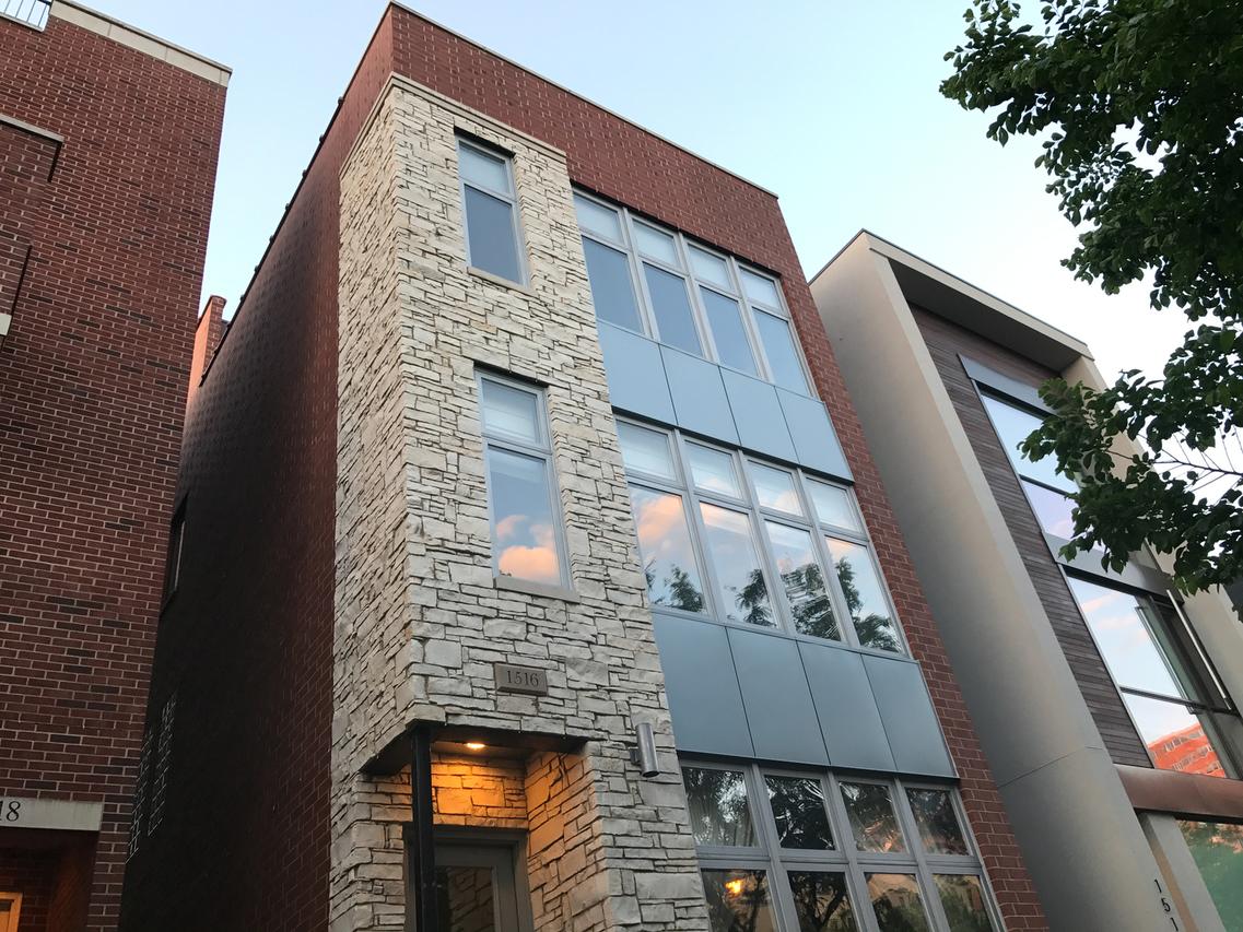 1516 W Chestnut St. #U2, Chicago, IL 60642