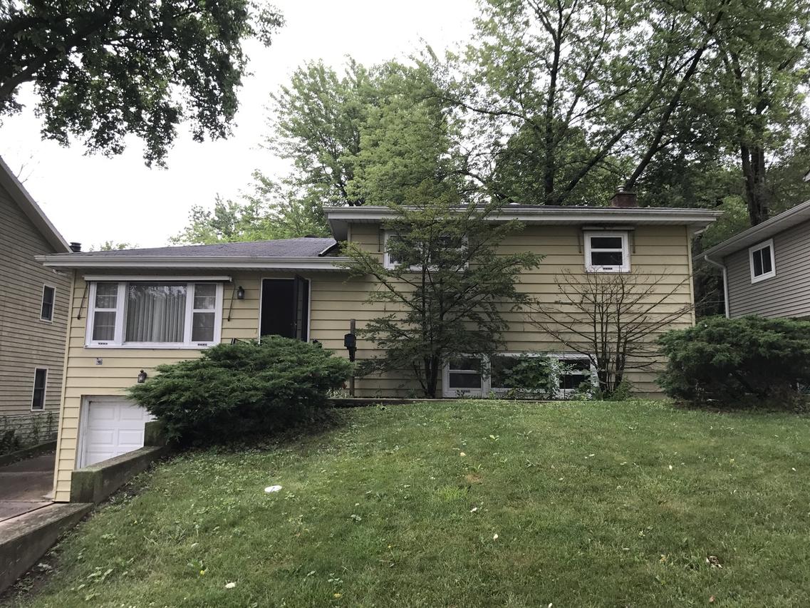 5611 Carpenter St., Downers Grove, IL 60516