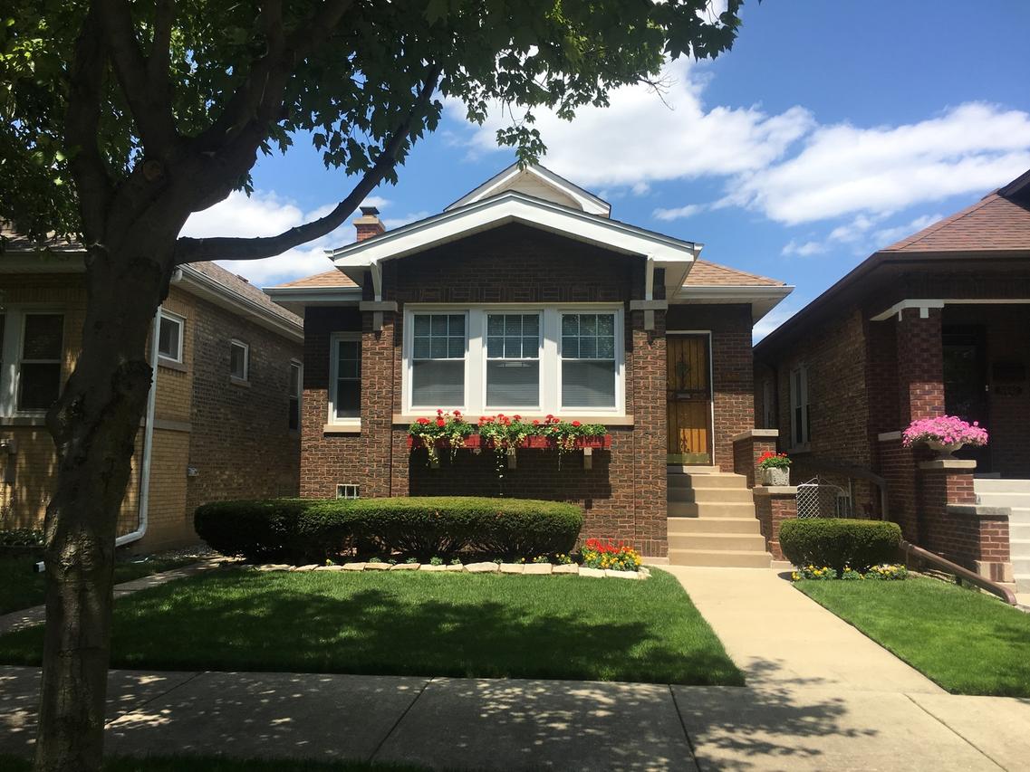 5446 W Cullom Ave., Chicago, IL 60641