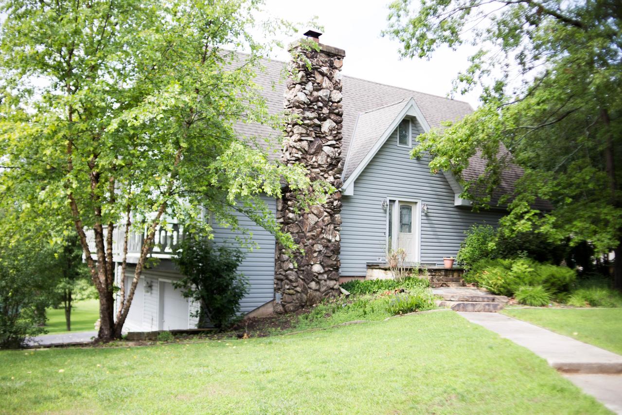 28356 Highview Rd., Mchenry, IL 60051