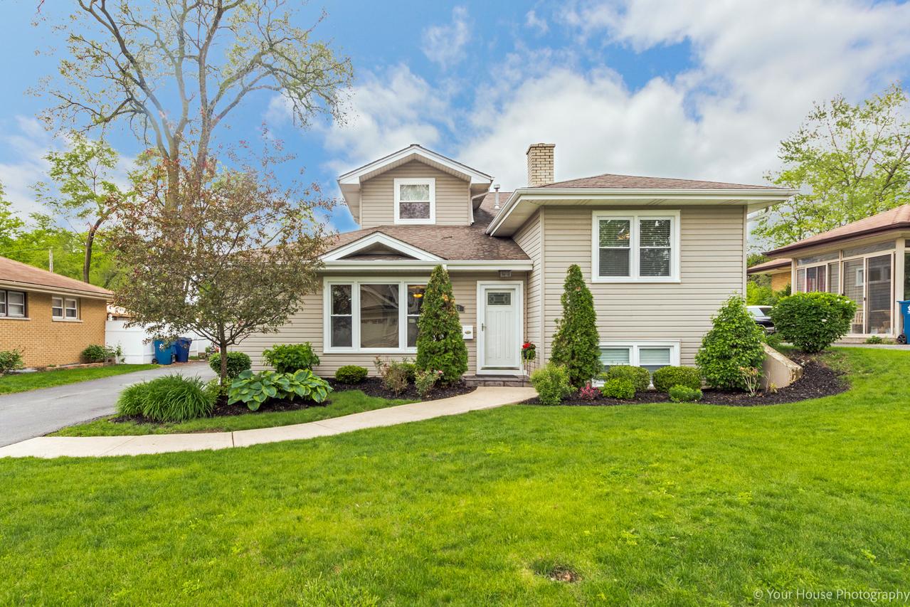 432 S Cherry St., Itasca, IL 60143