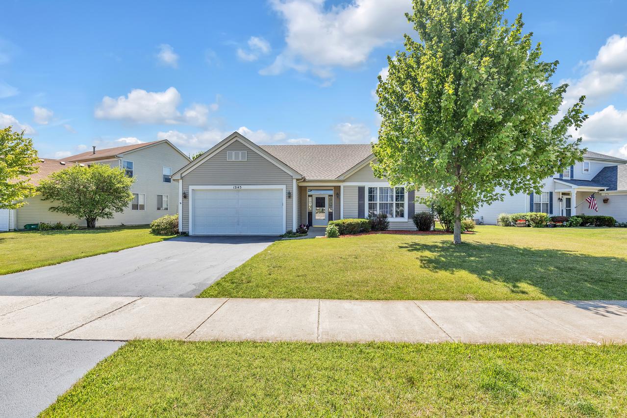 12143 White Oak Dr., Plainfield, IL 60585