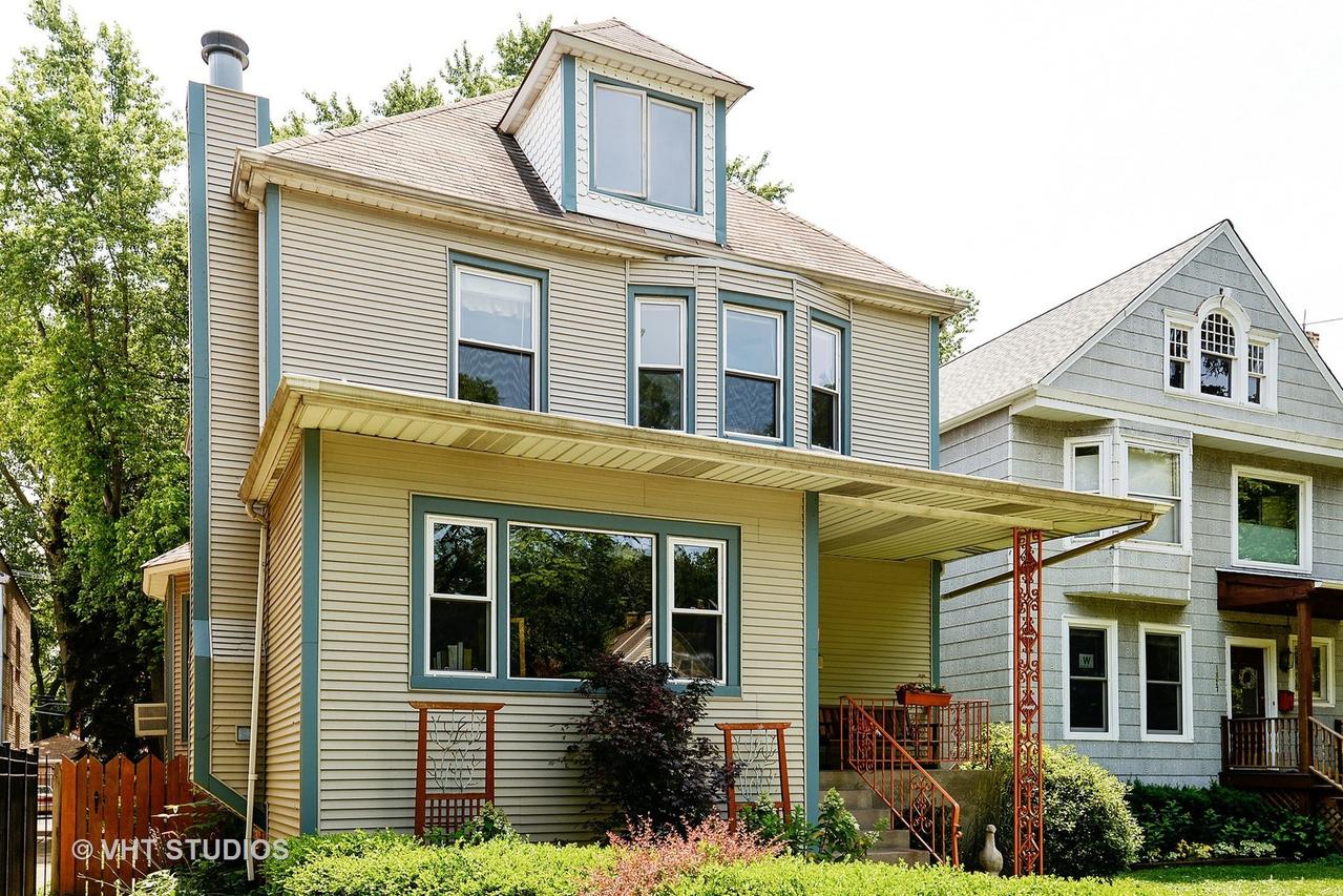 1823 W Touhy Ave., Chicago, IL 60626