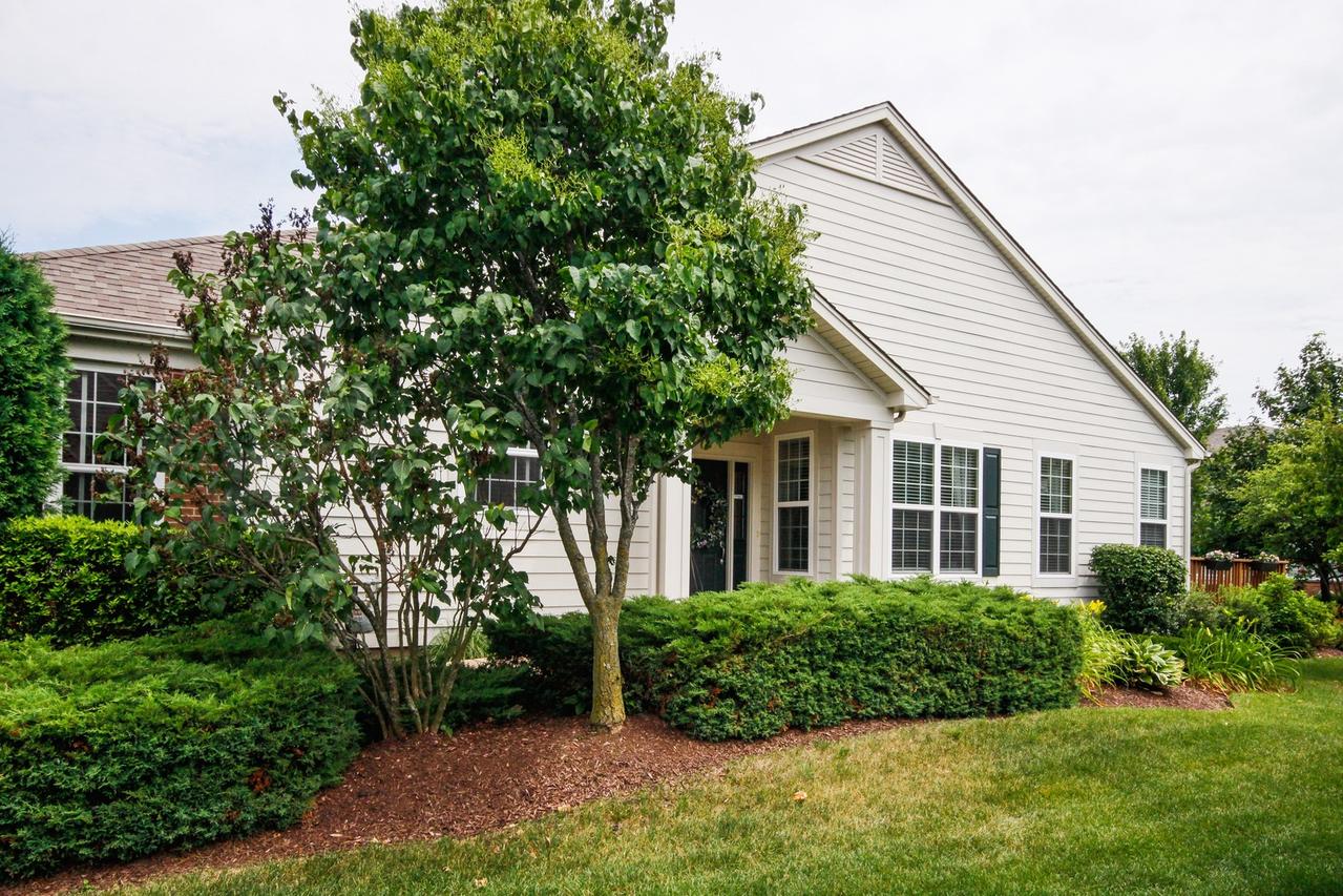 2071 John Paul Jones Ln., Bolingbrook, IL 60490