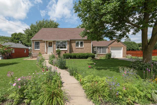 530 Belmont Ave., Hinckley, IL 60520