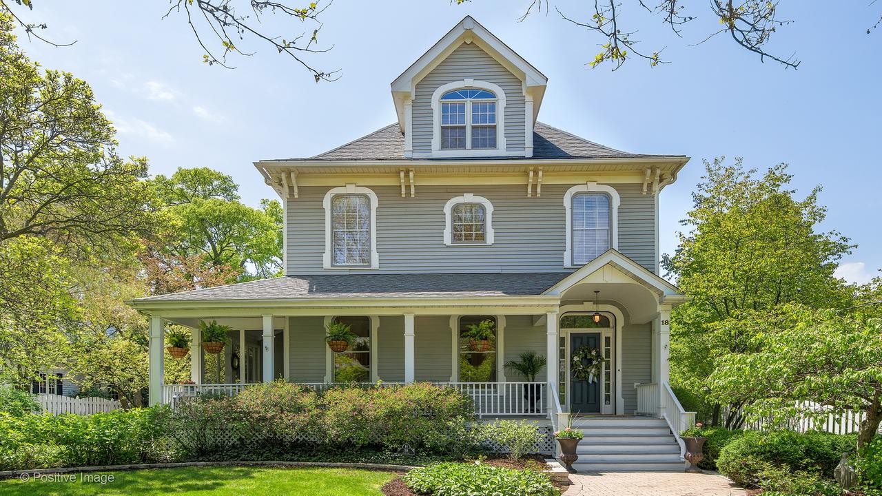 18 N Vine St., Hinsdale, IL 60521