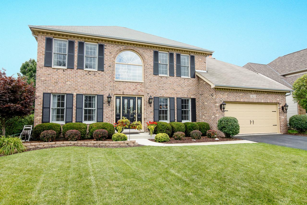 3823 Highknob Cir., Naperville, IL 60564