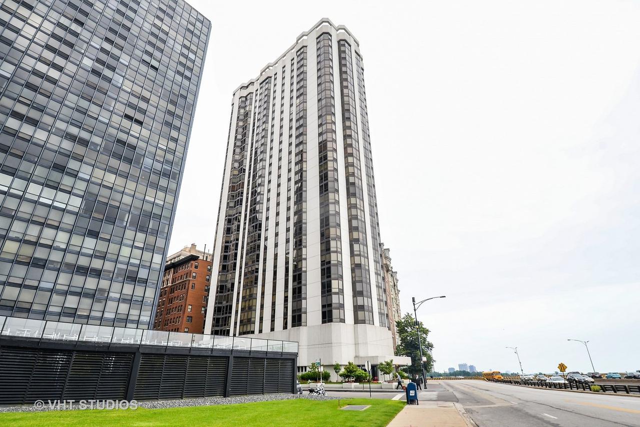 990 N Lake Shore Dr. #16B, Chicago, IL 60611