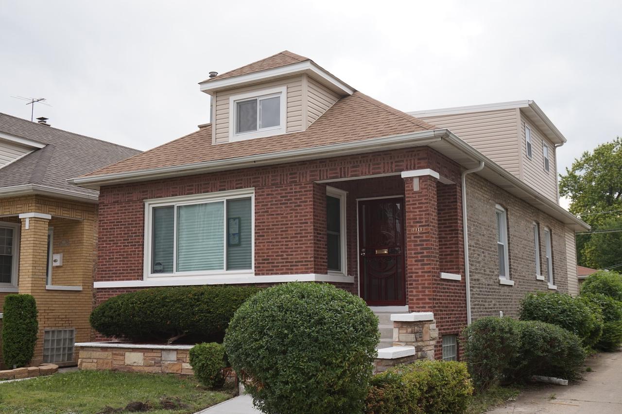 9816 S Throop St., Chicago, IL 60643