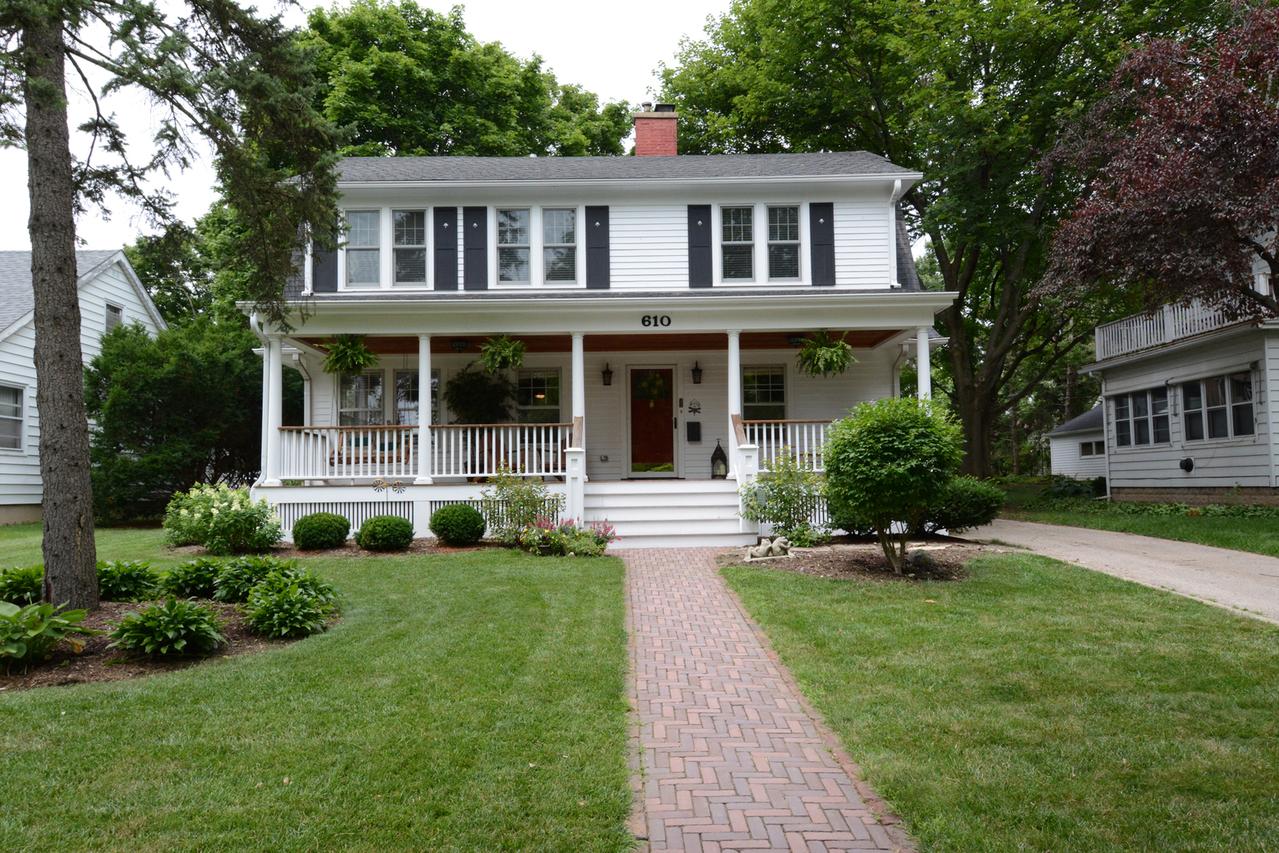 610 Anderson Blvd., Geneva, IL 60134