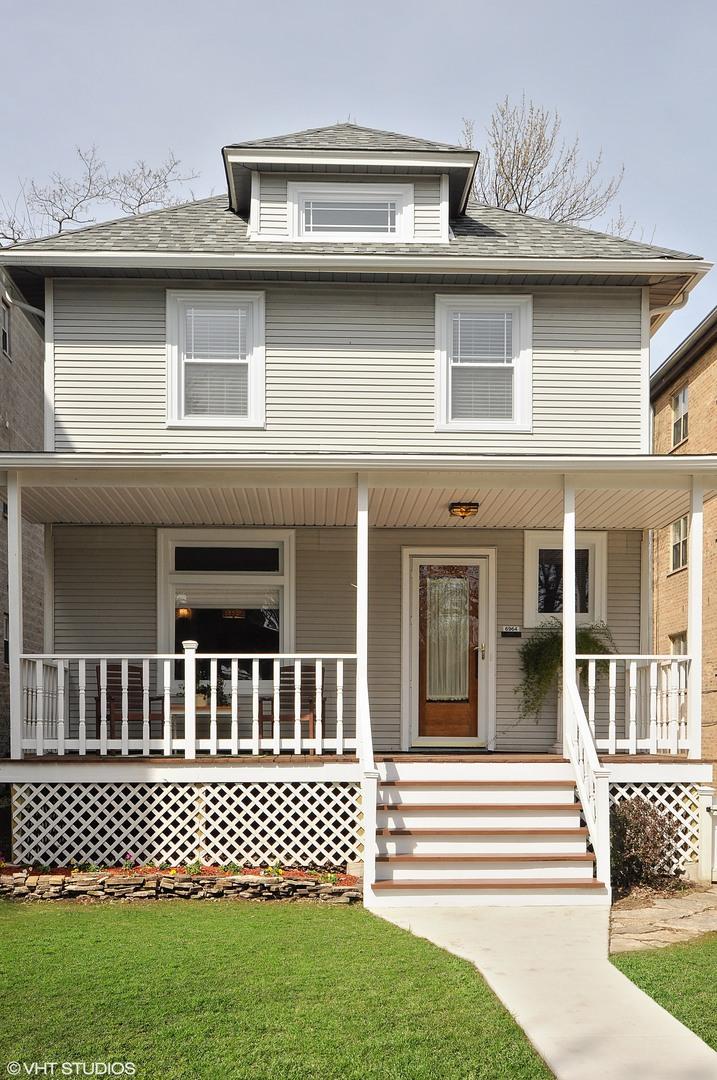 6964 N Ridge Blvd., Chicago, IL 60645
