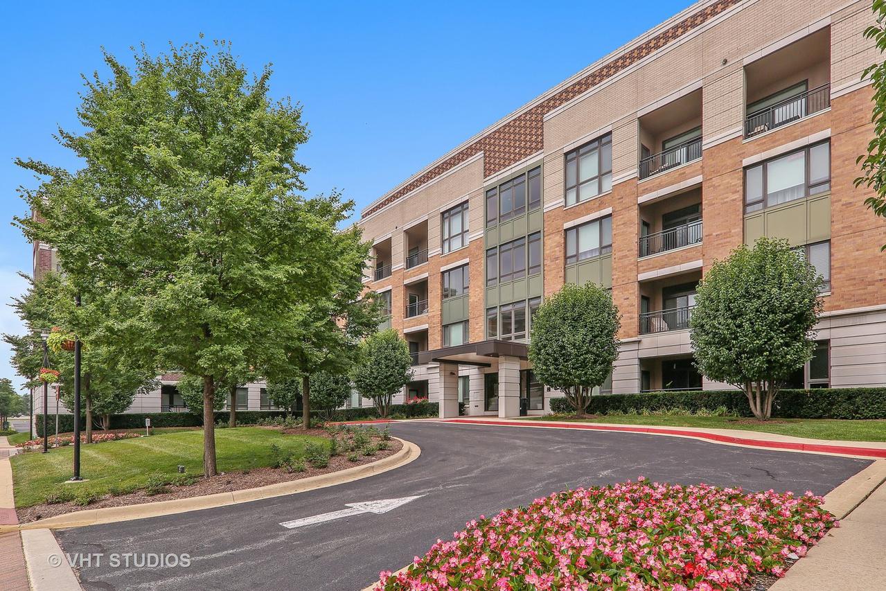 1000 Village Center Dr. #313, Burr Ridge, IL 60527