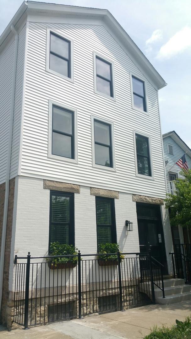 1242 W Huron St., Chicago, IL 60642