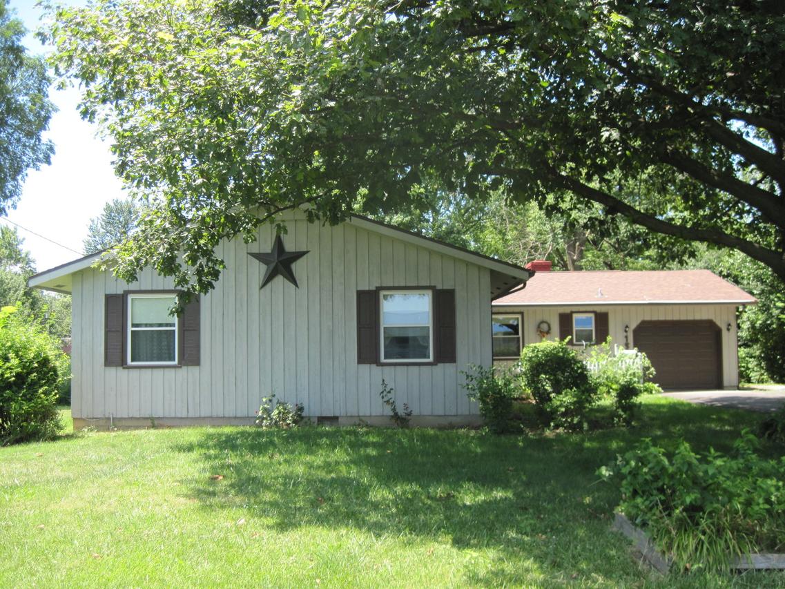 1517 N Mckinley Ave., Champaign, IL 61821