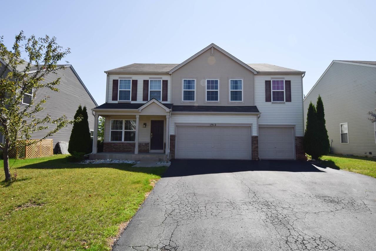 1912 Castle Ridge Dr., Plainfield, IL 60586