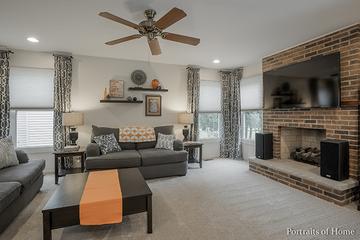 33 S California Ave., Mundelein, IL 60060