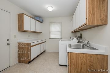 33 S California Ave., Mundelein, IL 60060