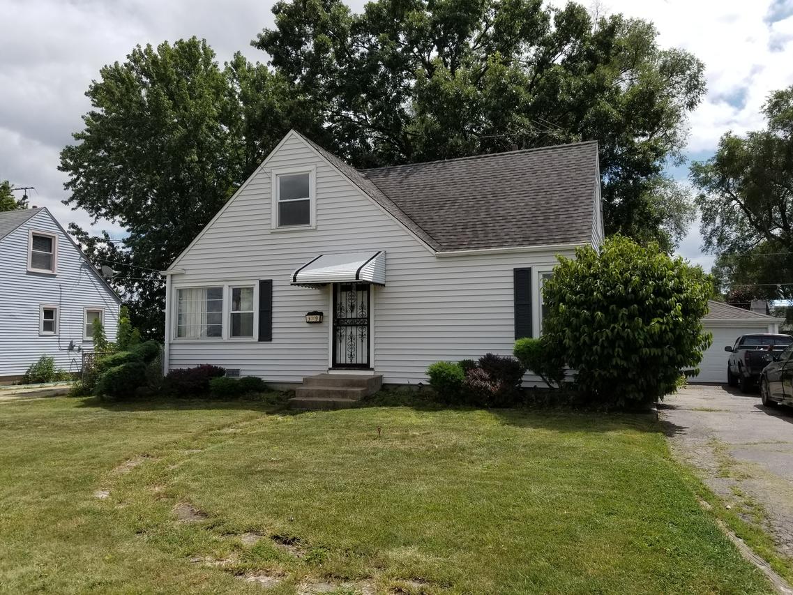 39 Golfview Dr., Northlake, IL 60164