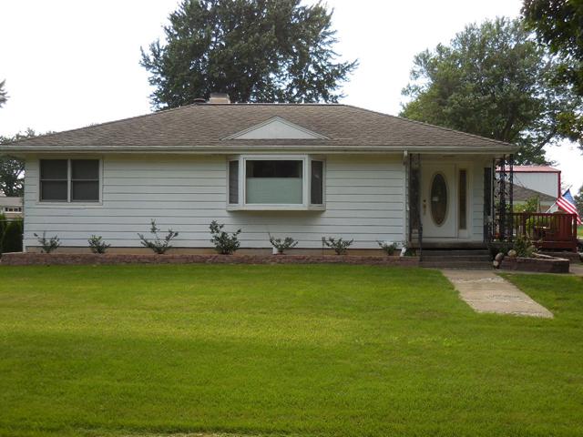 216 N Prospect Ave., Amboy, IL 61310