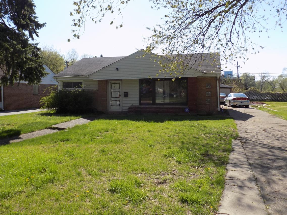1616 Shirley Dr., Calumet City, IL 60409