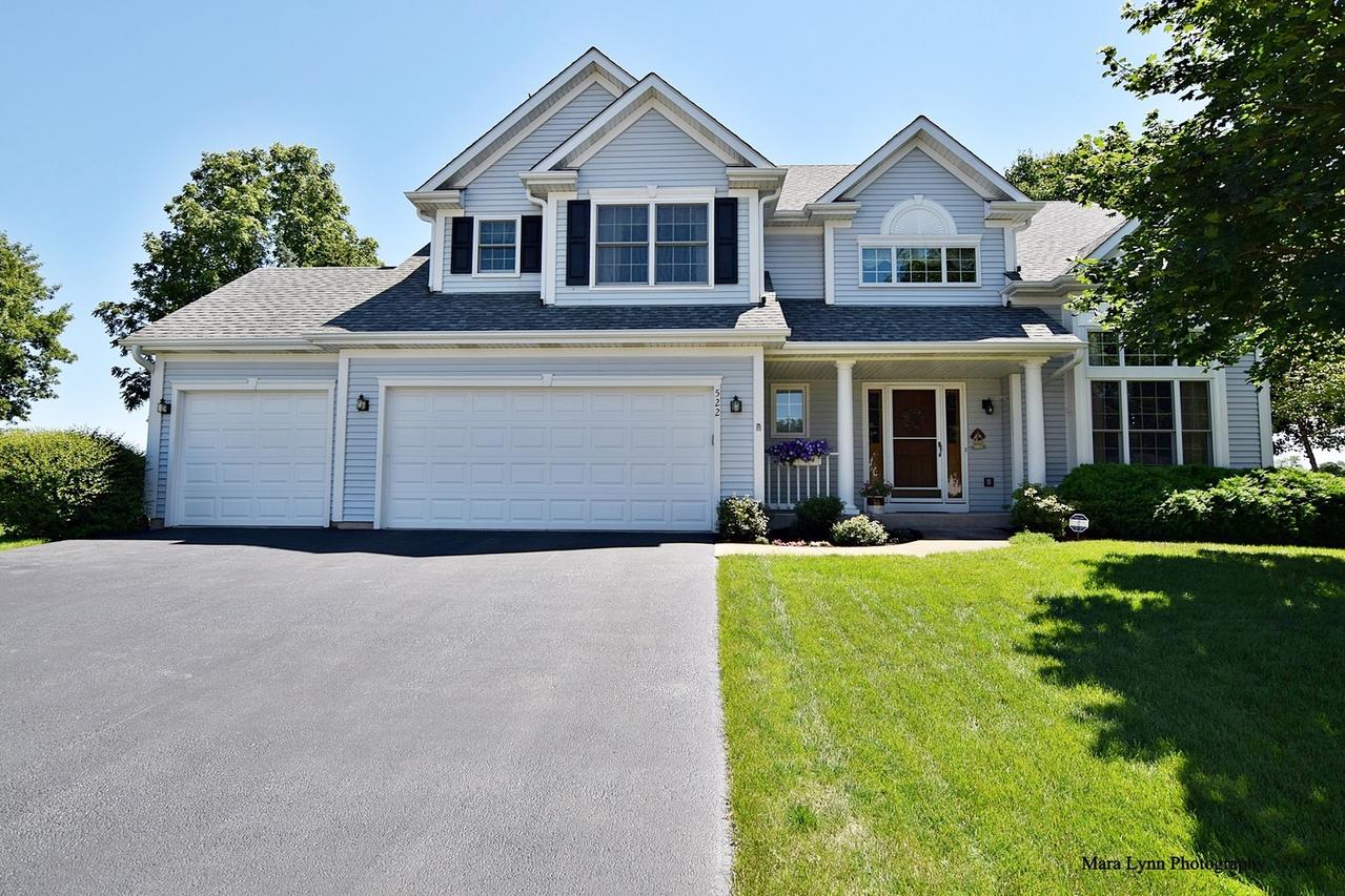 522 Bede Cir., North Aurora, IL 60542