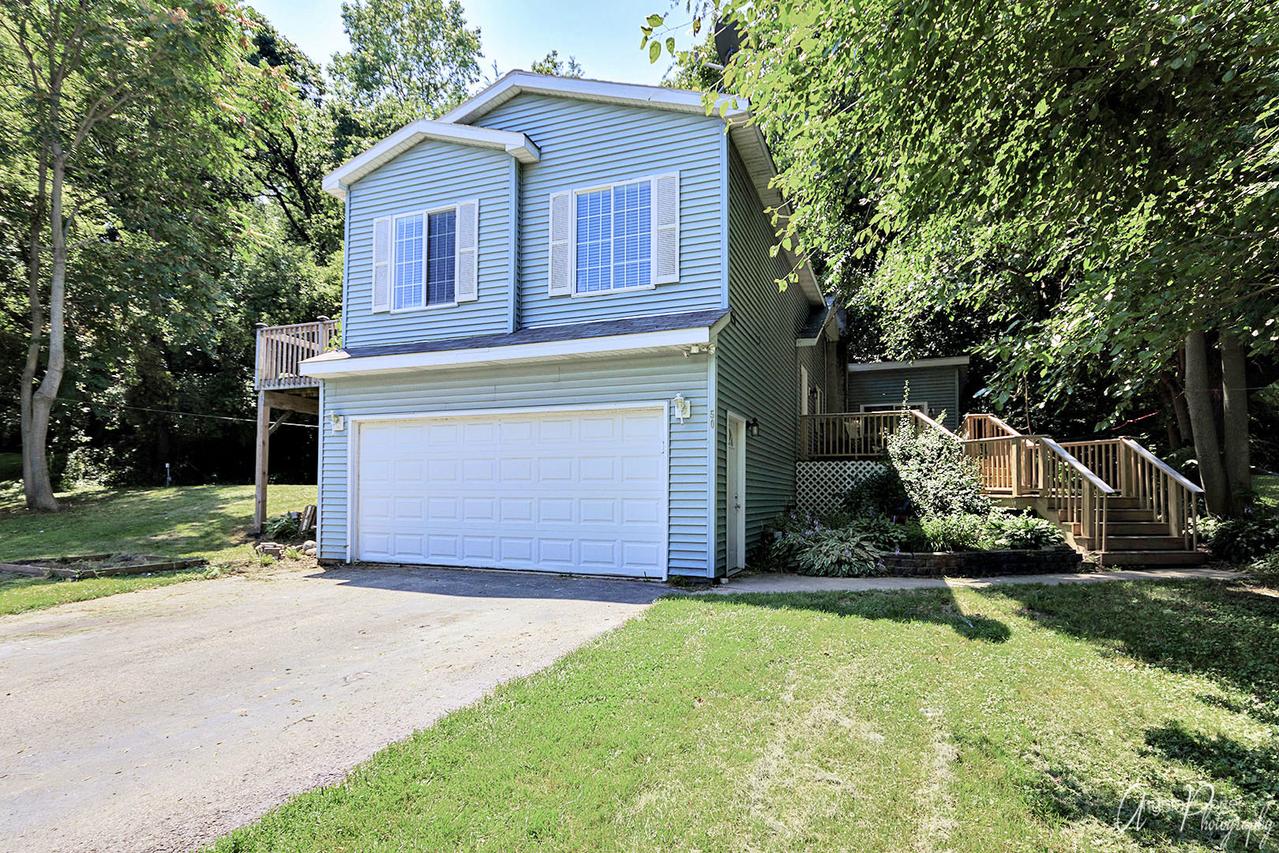 50 S Hickory Ave., Fox Lake, IL 60020
