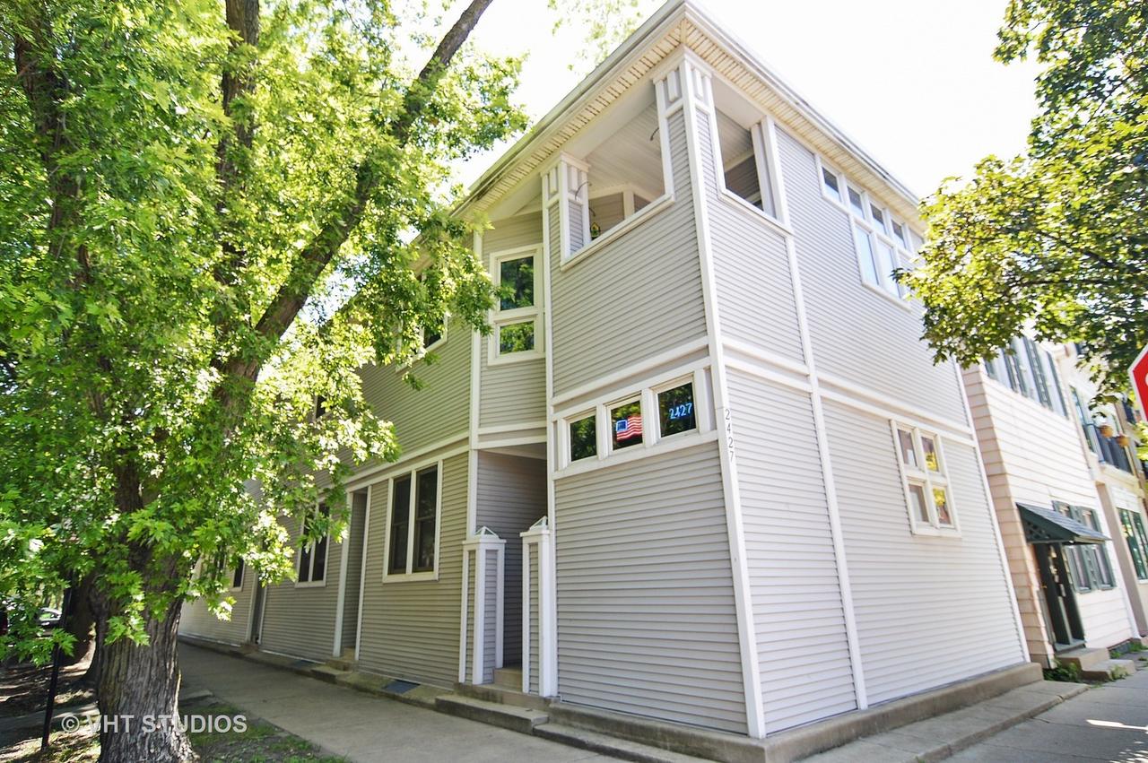 2427 N Racine Ave., Chicago, IL 60614