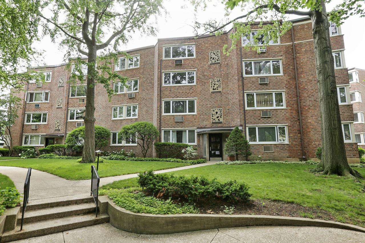 6113 N Winchester Ave. #GA, Chicago, IL 60660