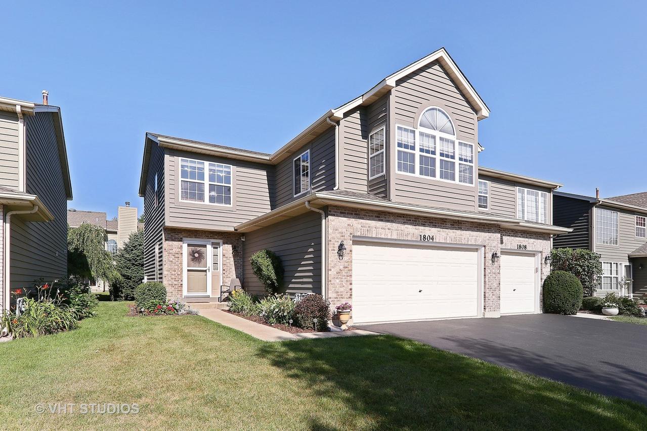 1804 Tamahawk Ln., Naperville, IL 60564