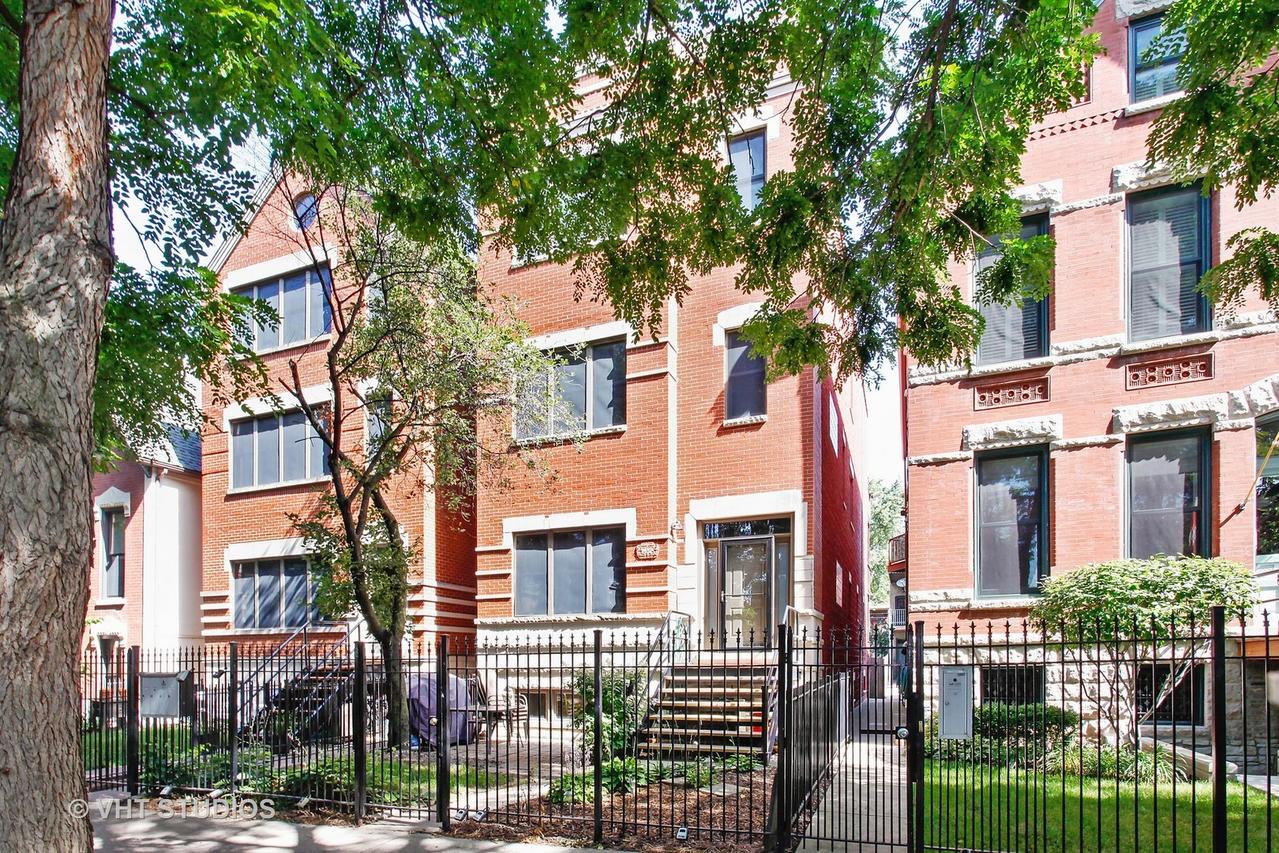 2132 W Schiller St. #1R, Chicago, IL 60622