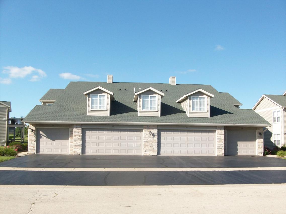 125 Penny Ln., Sycamore, IL 60178