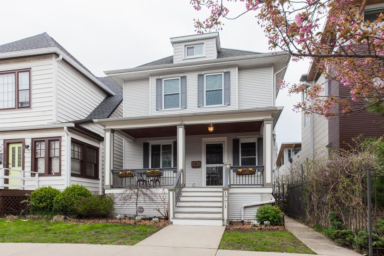 1771 W Ainslie St., Chicago, IL 60640