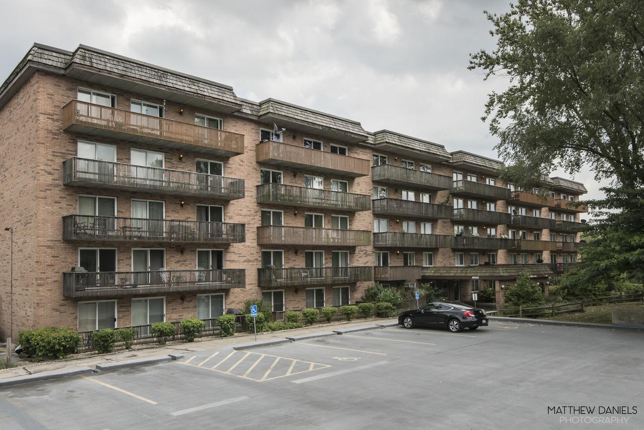8025 Woodglen Ln. #502, Downers Grove, IL 60516